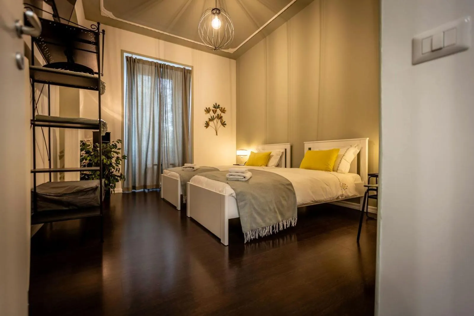Aradam Luxury Heritage Roma 0*,  İtalya